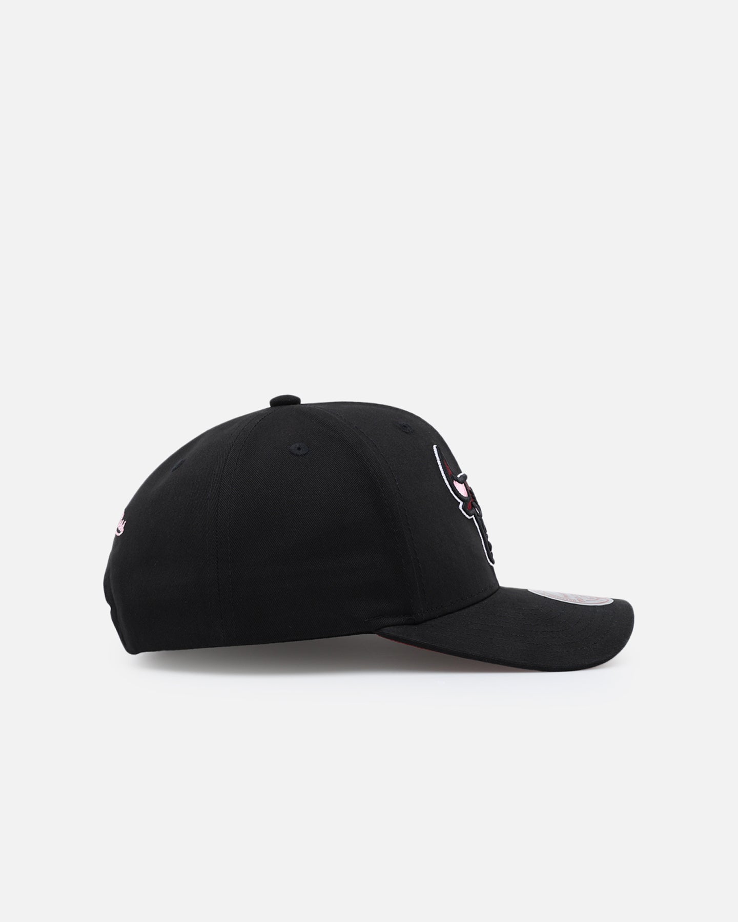 Mitchell & Ness Chicago Bulls 'Love & Devotion' Pro Crown Snapback Black