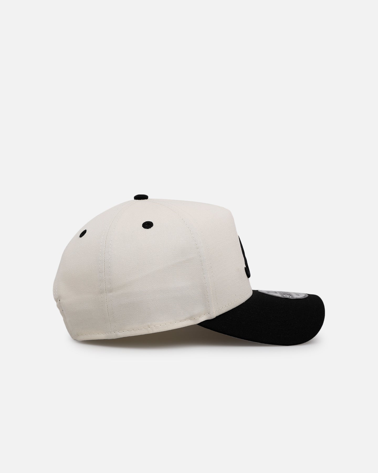 New Era Atlanta Braves 'Chrome Black Roses' 9FORTY A-Frame Snapback Chrome/Black