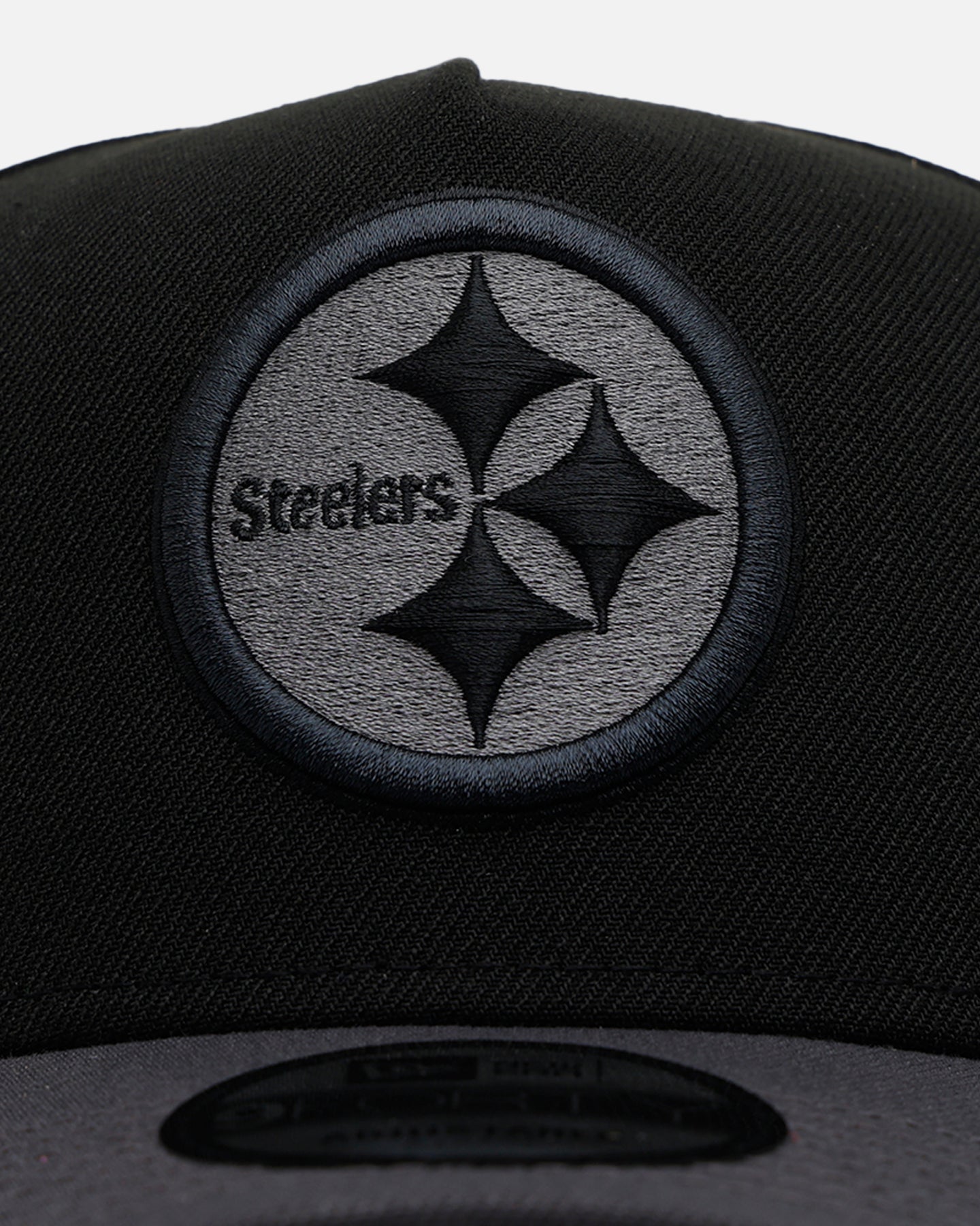 New Era Pittsburgh Steelers 'Stealth' 9FORTY A-Frame Snapback Black/Charcoal