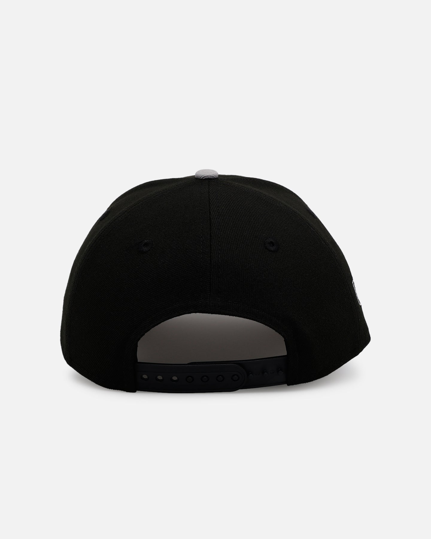New Era Chicago White Sox 'Outline' 9FORTY A-Frame Snapback Black