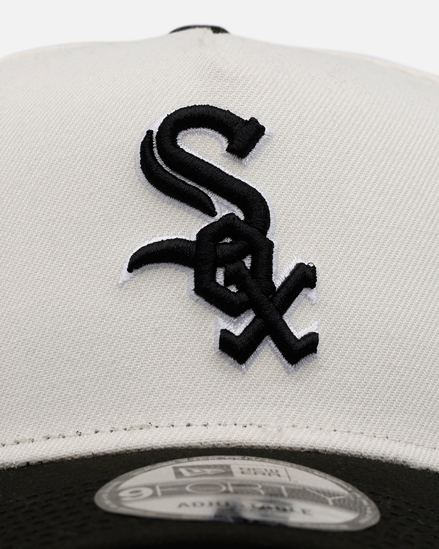 New Era Chicago White Sox 'Chrome Black' 9FORTY A-Frame Snapback Chrome/Black