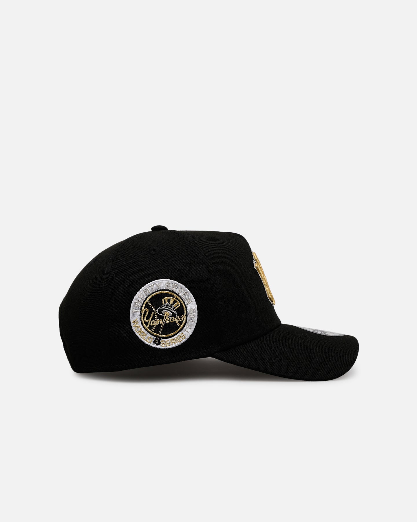 New Era New York Yankees 'New Year's Eve' 9FORTY A-Frame Snapback Gold/Silver