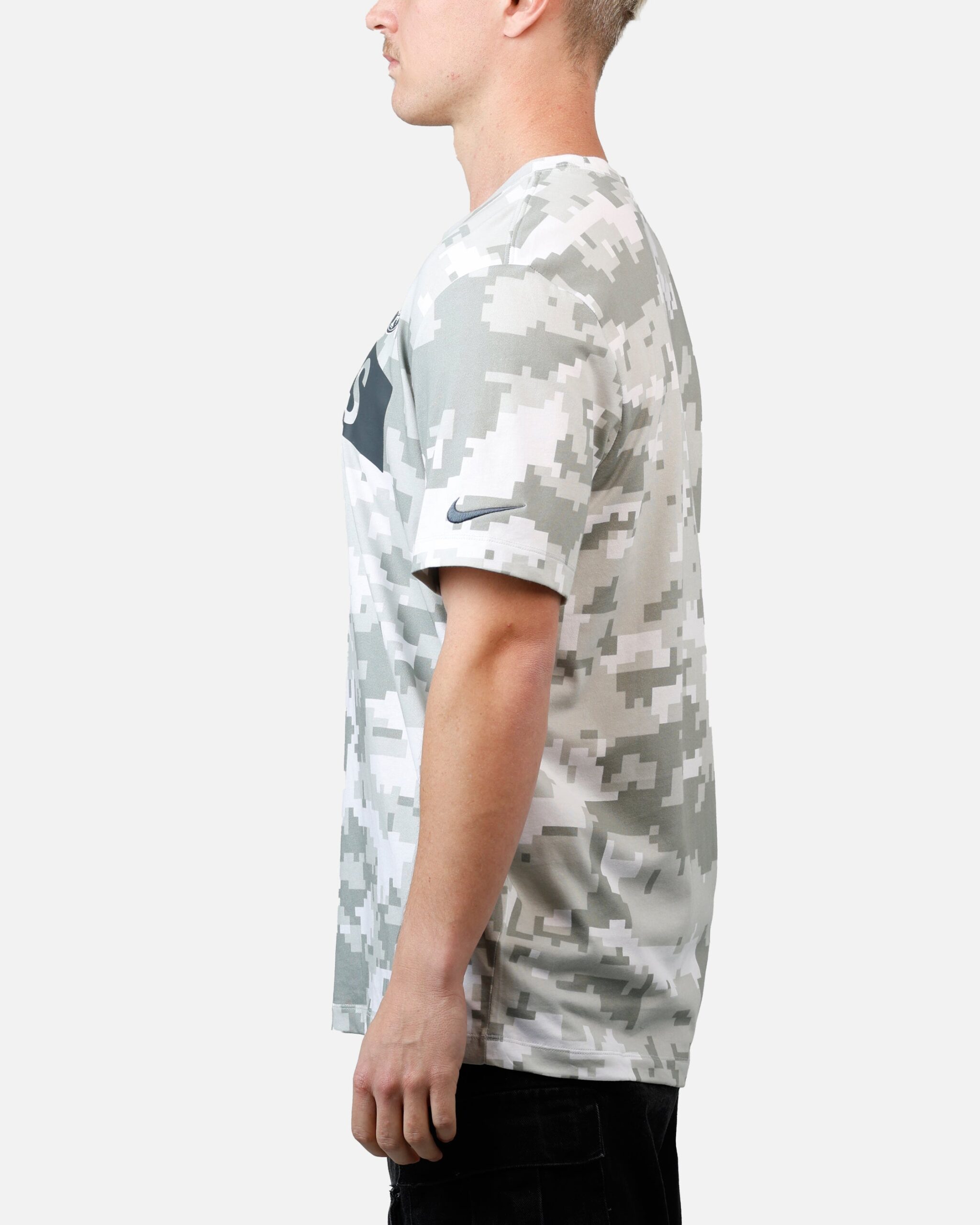 Nike San Francisco 49ers Salute to Service T-Shirt Camouflage