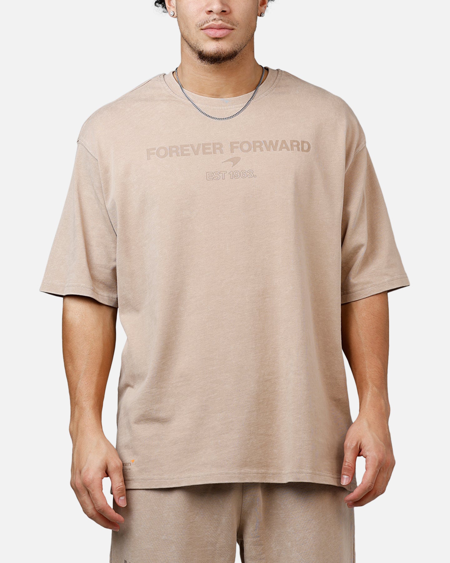 New Era X Mclaren Speedmark T-Shirt Taupe