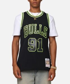 Mitchell & Ness Chicago Bulls Dennis Rodman 'Volt' 1995 Swing Jersey Black/Yellow