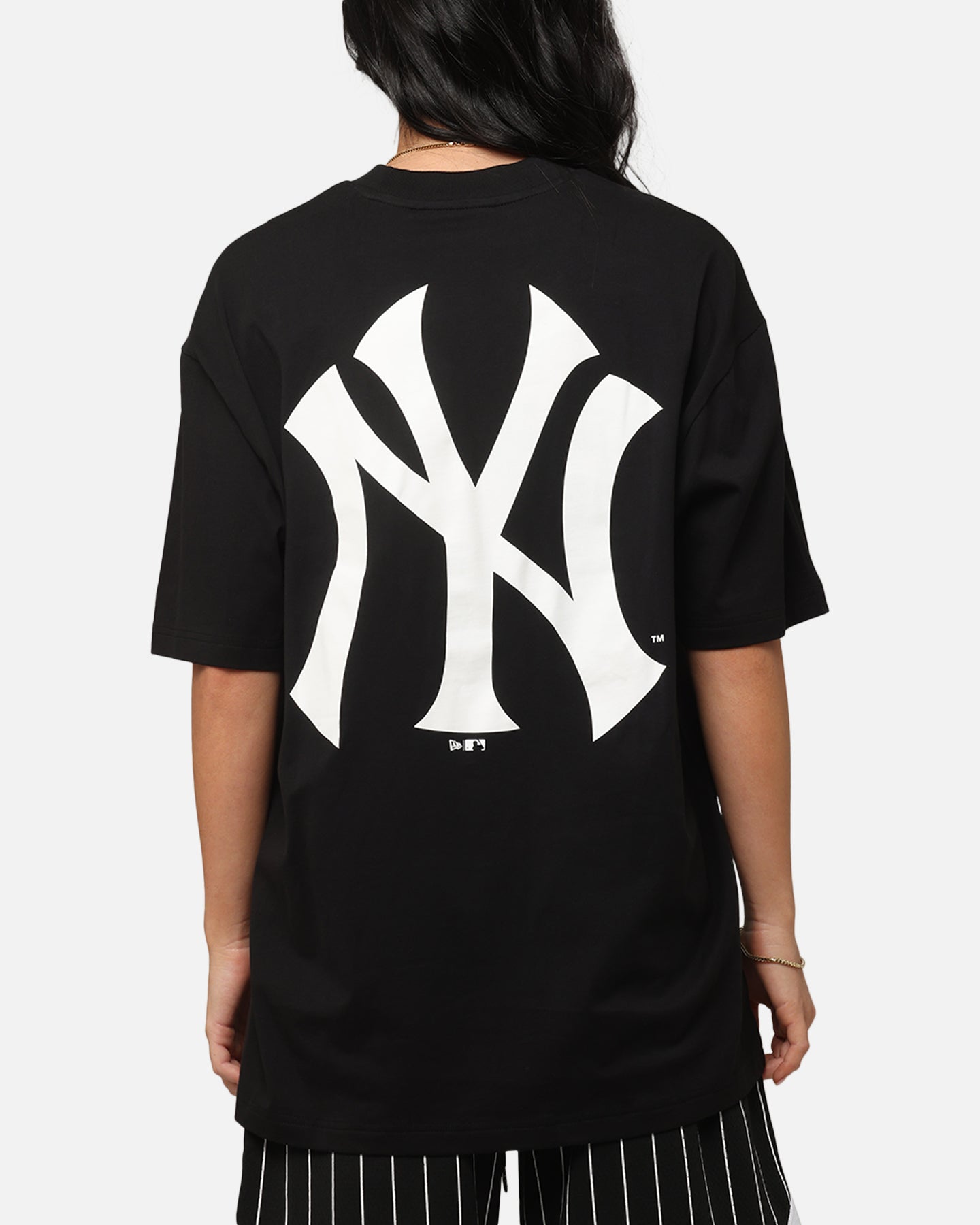 New Era New York Yankees Rose Oversized T-Shirt Black