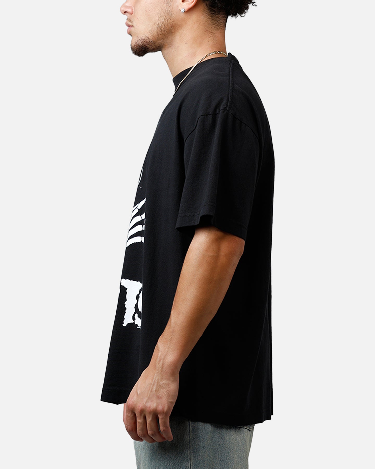 Global Merchandising Misfits Crossed Hands T-Shirt Black