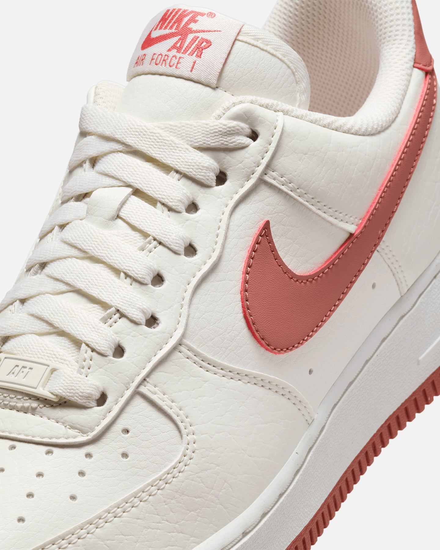 Nike Women's Air Force 1 '07 Next Nature Sail/Canyon Pink