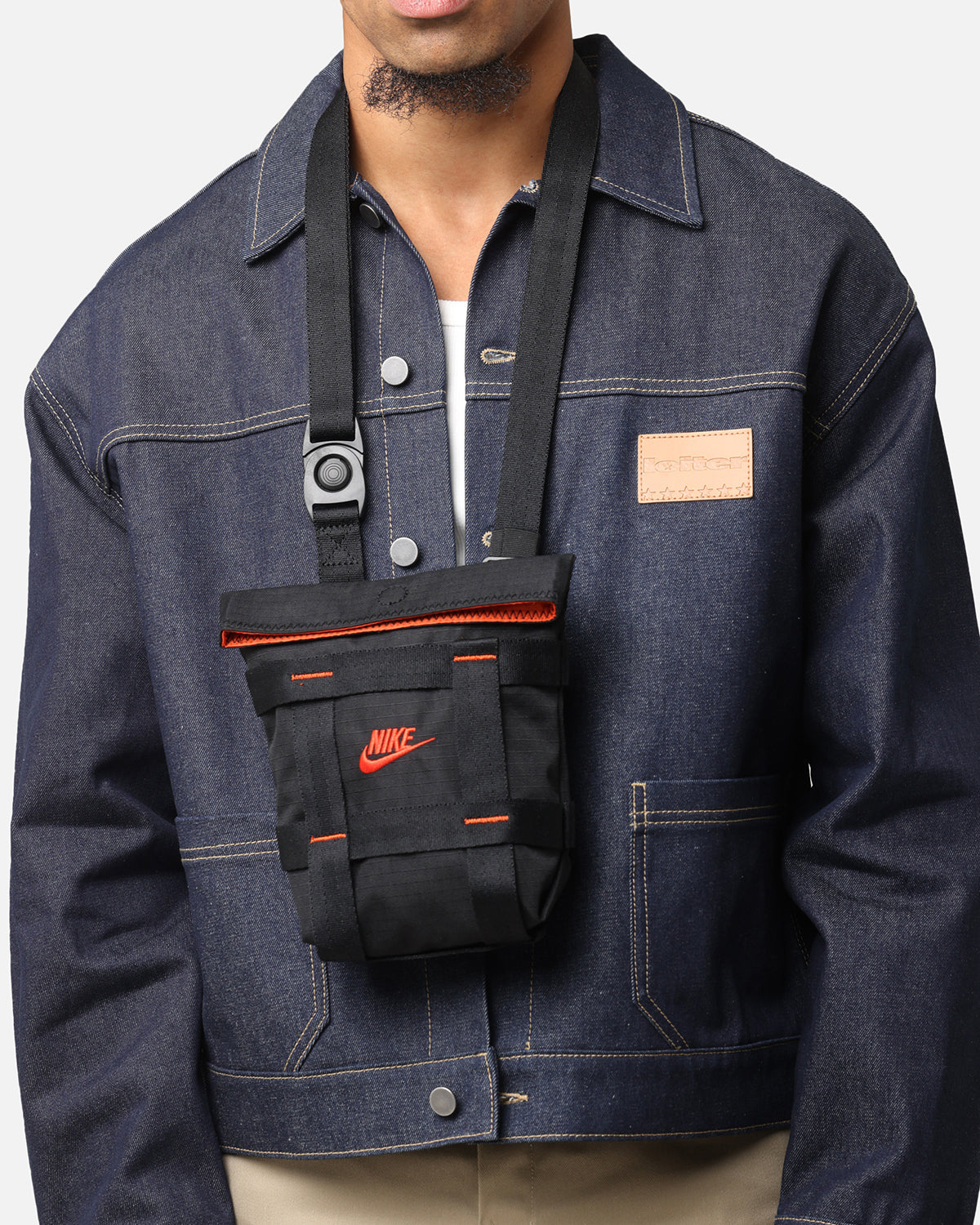 Nike Sportswear Cargo Crossbody Bag (3L) Black/Black/Orange