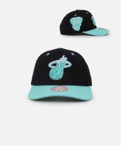 Mitchell & Ness Miami Heat "Ice Blue" Script Origin Snapback Black/Ice Blue