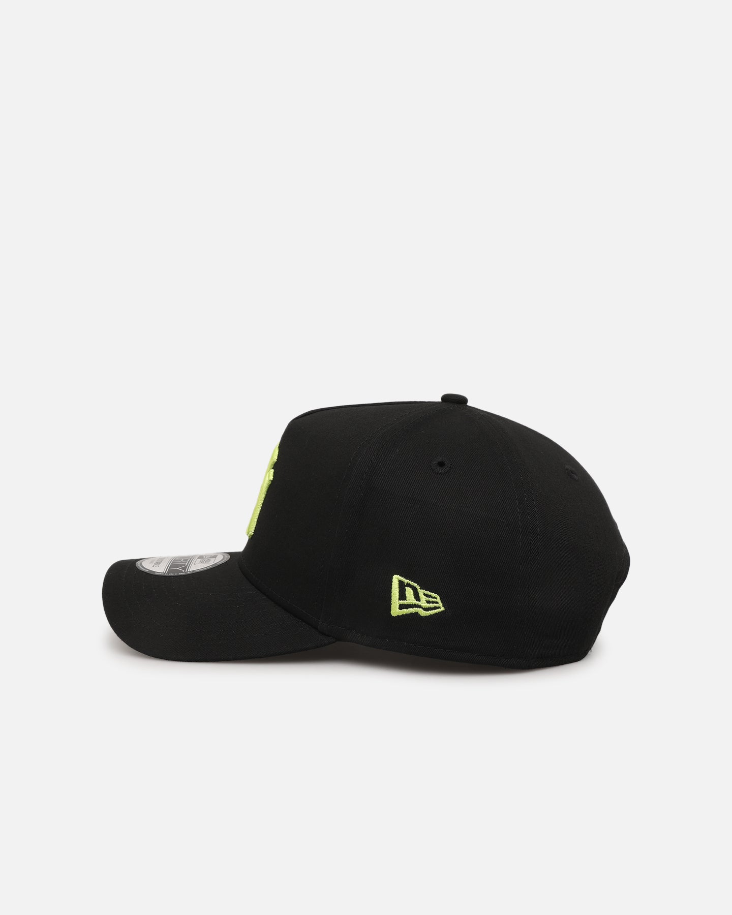New Era New York Yankees 'Volt' 9FORTY A-Frame Snapback Black/Green