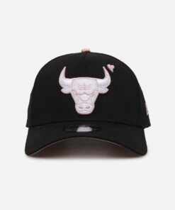 New Era Chicago Bulls 'Pink Satin Hearts 2.0' 9FORTY A-Frame Snapback Black/Pink