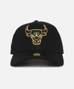 New Era Chicago Bulls 'NBA Black & Gold Embroidery' 9FORTY A-Frame Snapback Black/Gold
