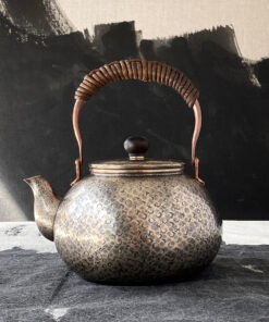 Hand-hammered Copper Water Kettle 1.8L Smokey Silver