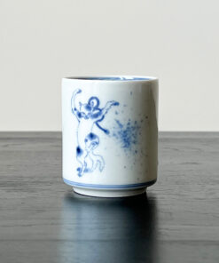 Handpainted Arita Porcelain Teacup RAI-67