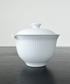 Teapot Houhin Mushikui Shinogi