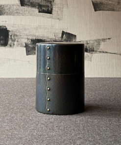 Hand-Hammered Copper Canister Shikinshoku