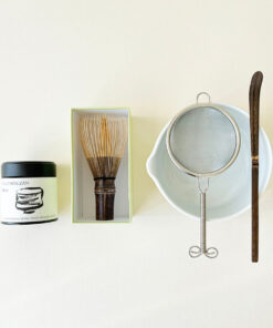 Tea Dealers Spouted Matcha Bowl Set WHITE