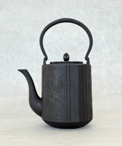 Cast Iron Tetsubin Water Kettle Hakkaku